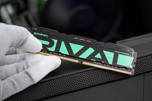 DDR4 2x8GB sarja UDIMM goodram RIVAL säteilevä vihreä