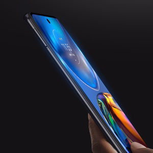 Dux Ducis 10D karkaistu lasi 9H koko näytön karkaistu lasi kehyksellä Motorola Moto E32 musta (koteloystävällinen)