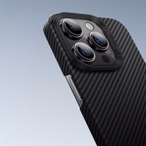 Benks Magnetic Armor Air Kevlar Case PC Frame 600D (E065) for Iphone 16 Pro black