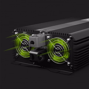 Green Cell PRO -jännitemuunnin, 12 V DC – 230 V AC, 2000 W jatkuva teho / 4000 W huipputeho, muokattu siniaalto