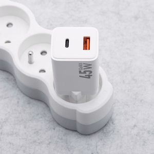 Puhelinlaturi Forcell F-Energy Mini GaN III USB C + USB A PD QC4.0 45W VT-36 valkoinen