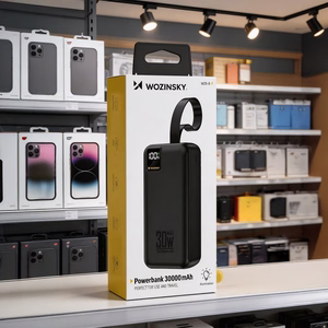 Wozinsky W8-W 30000 mAh 30W varavirtalähde, 2x USB-A, USB-C, taskulampulla, musta
