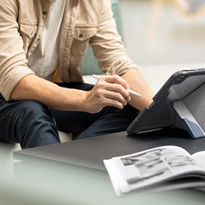 Uniq Trexa kotelo iPad Pro 11'' 2021/2020 - punainen - punainen