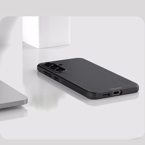 Nillkin Super Frosted Shield Pro Magneettinen Suojakuori Samsung S25:lle MagSafe-tuella - musta