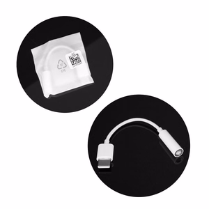 HUAWEI alkuperäinen AUX-adapteri Type C (uros) - Jack 3,5 mm (naaras) CM20 valkoinen bulk