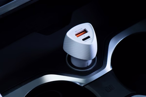 Autolaturi Forcell F-Energy Carbon USB C + USB A QC3.0 PD 3A 38W CC50-1A1C valkoinen