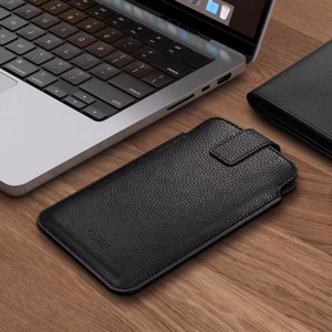 Tech-Protect SM65 universaali Suojakuori älypuhelimelle 6-6.9" - Musta