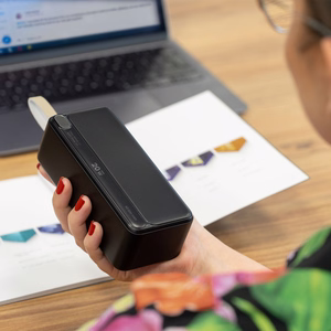 Kruger&Matz 40000 mAh Li-ion -varavirtalähde QC- ja PD-tuella