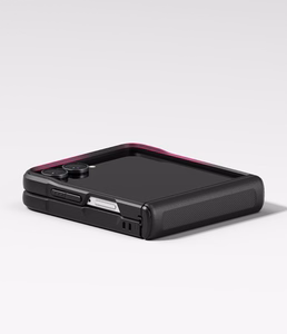 Ringke Onyx Flap MagSafe suojakuori mallille Samsung Galaxy Z Flip 8 – musta