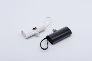 Ulkoinen akku Forcell F-Energy Power Plug F5K3 PD 20W 5000 mAh sisäänrakennetulla Lightning-liittimellä musta