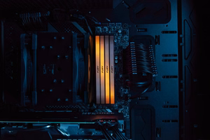 Kingston Technology FURY 16GB 3200MT/s DDR4 CL16 DIMM (2 kpl pakkaus) Renegade RGB