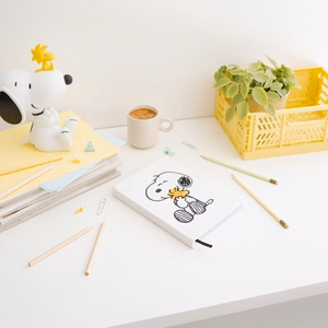 Snoopy Lazy Days A5 -muistikirja pehmopintaisella kannella