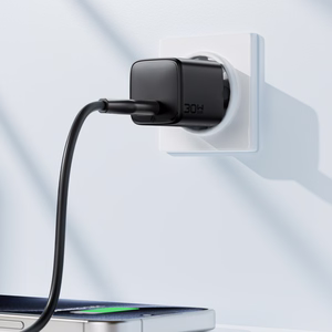 Acefast A118 -laturi 30 W GaN USB-C musta