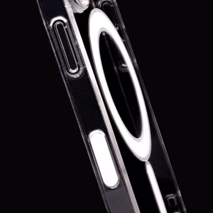 Anti Shock 1,5 mm Mag Suojakuori iPhone 16 6,1 tuumalle läpinäkyvä iso aukko + painike