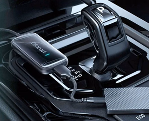Langaton CarPlay/Android Auto -adapteri Ottocast Play2Video Ultra, musta
