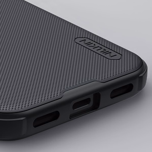 Nillkin Super Frosted Shield Pro Suojakuori Google Pixel 10/10 Pro:lle - Musta
