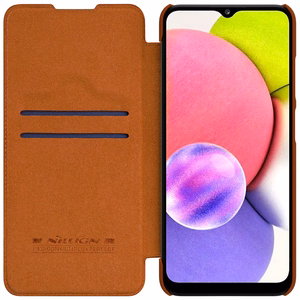 Nillkin Qin nahkainen holsteri tapauksessa Samsung Galaxy A03s punainen