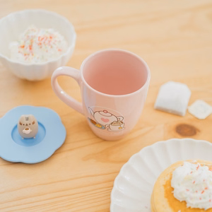 Pusheen – keraaminen muki silikonikannella ja 3D-hahmolla, 350 ml