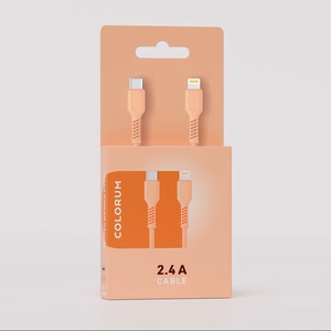 COLORUM kaapeli USB-C - Lightning 1,8m 2,4A CK12-CL-14 x Peach Fuzz