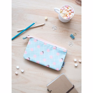 Pusheen Foodie Collection -penaali ja kosmetiikkalaukku