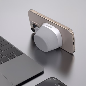 Dudao Y20 langaton kaiutin magneettikiinnityksellä Bluetooth 5.3 hopeinen