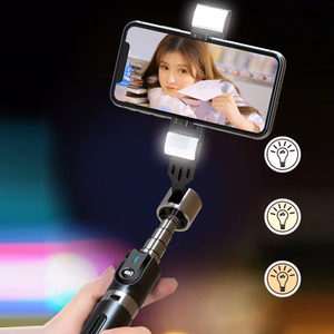 Selfie Stick - irrotettavalla Bluetooth-kaukosäätimellä, jalustalla ja 2 LED-valolla - P96D-2 - musta