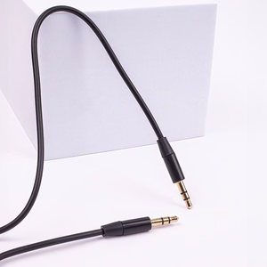 Maxlife kaapeli 3,5 mm audioliittimellä – 3,5 mm liitin 1 m musta