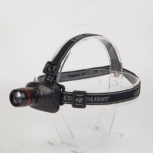 LED-otsalamppu 3W Musta