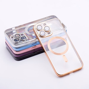 Suojakuori iPhone 15 PRO:lle Electro Mag Cover yhteensopiva MagSafe-version kanssa kultainen