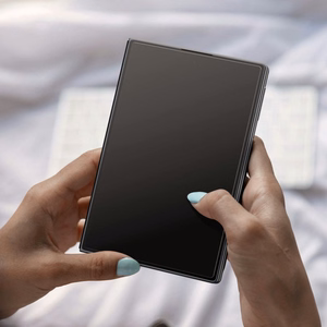 Spigen Glas.tR EZ Fit Pro HD -panssarilasi Samsung Galaxy Z Fold 8:lle