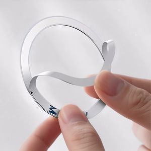 Dudao Y20 langaton kaiutin magneettikiinnityksellä Bluetooth 5.3 hopeinen
