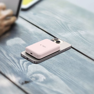 Tech-Protect LifeMag PB11 Powerbank MagSafe 10000mAh 15W USB-C-portilla - vaaleanpunainen + USB-C-kaapeli