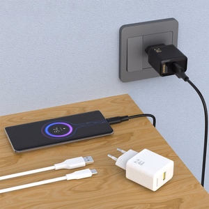 Dudao A23TEU 2,4A GaN USB-A seinälaturi USB-A - USB-C kaapelilla - musta