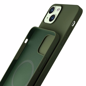 3mk Hardy Silicone MagCase Suojakuori iPhone 15 Plus:lle - vihreä