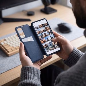 Tech-Protect Smart Wallet -suojakuori Samsung Galaxy S26 FE – matta laivastonsininen