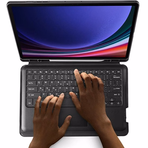 Dux Ducis DK -suojakuori taustavalaisulla varustetulla langattomalla näppäimistöllä Samsung Tab S10 Plus / S9 Plus / S9 FE Plus musta
