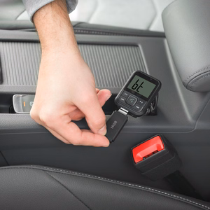 Bluetooth-autolähetin USB-liitännällä