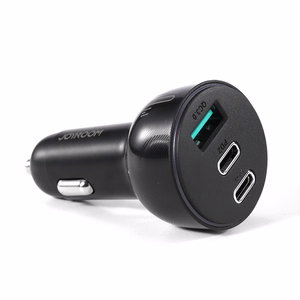 Joyroom 70W auton laturi 3 portilla: USB, 2 x USB C musta (JR-CL26)
