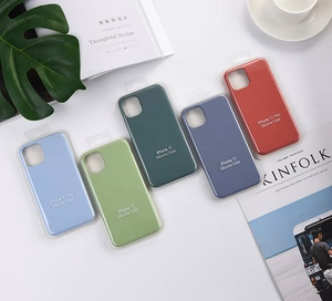 Mag Silikoni Suojakuori Apple iPhone 16 Plus Tummanvioletti
