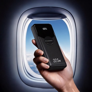 Wozinsky WFC-15B 20000mAh 22.5W varavirtalähde, PD20W, sisäänrakennetut Lightning- ja USB-C-kaapelit, musta