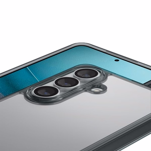 Spigen Ultra Hybrid suojakuori Samsung Galaxy S26:lle puoliläpinäkyvä