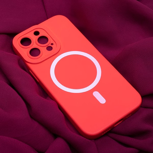 Silicon Mag case for iPhone 15 Plus 6,7" red