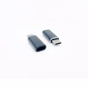 Maxlife Lightning to USB-C -adapteri