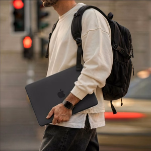 Tech-Protect Softshell -suojakuori MacBook Neo 13" 2026:lle - matta musta