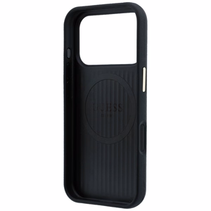 Guess Kevlar Triangle Logo MagSafe suojakuori mallille iPhone 17 Pro / 18 Pro – väri: musta