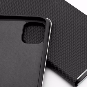 Läppäsuojakuori iPhone 14 PRO:lle Luna Book Carbon musta