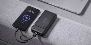 Kruger&Matz 20 000 mAh Li-pol -varavirtalähde QC- ja PD-toiminnoilla