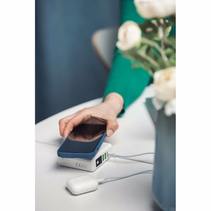 Monitoimilaturi Forcell F-Energy 4in1 2 x USB A + USB C 15W + Varavirtalähde 8000mAh + langaton lataus valkoinen