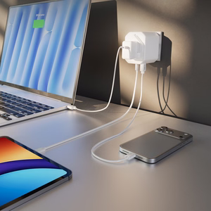 SBS TEADAPTUSBTCUNI USB-C USB-A Universaali Matkasovitin - valkoinen