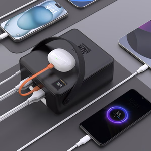 Wozinsky W8-B 100000mAh 30W varavirtalähde, 2xUSB-A, 2xUSB-C, taskulampulla, musta